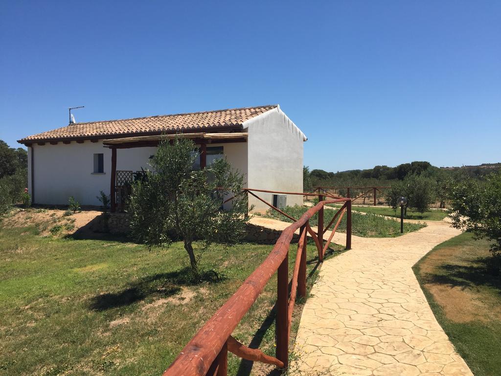 Agriturismo Mieleamaro Villa Олбия Екстериор снимка