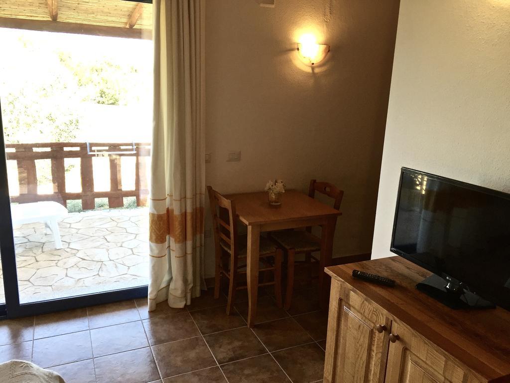 Agriturismo Mieleamaro Villa Олбия Екстериор снимка