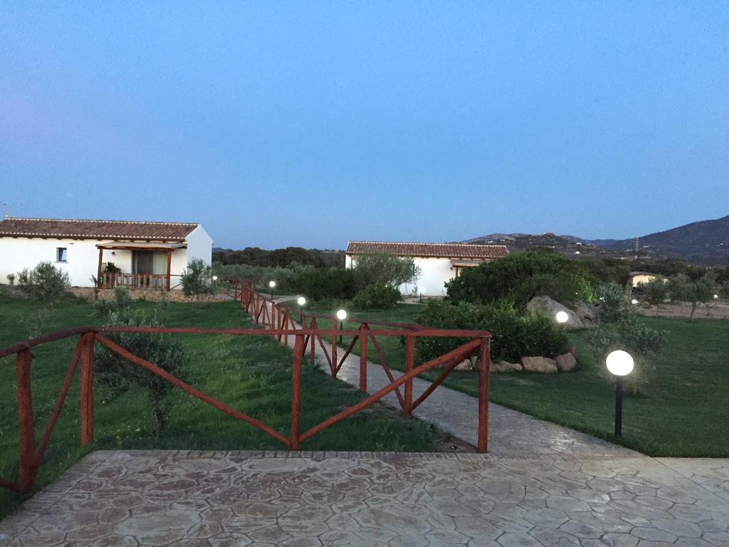 Agriturismo Mieleamaro Villa Олбия Екстериор снимка